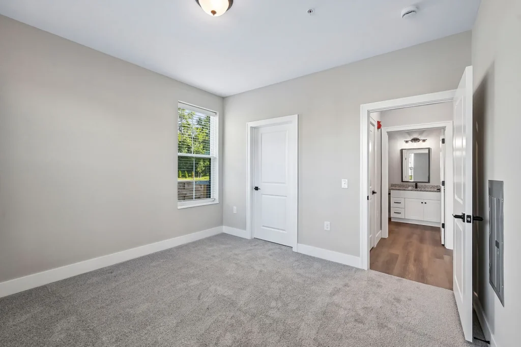one bedroom Apartment